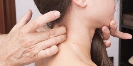 La preparazione mirata di Pueraria lobata migliora i sintomi clinici della spondilosi cervicale regolando l'equilibrio del microbiota intestinale