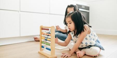 Il latte artificiale con componenti MFGM, LC-PUFA e sinbiotici &egrave; associato alla funzione neurocognitiva e alla struttura cerebrale di bambini